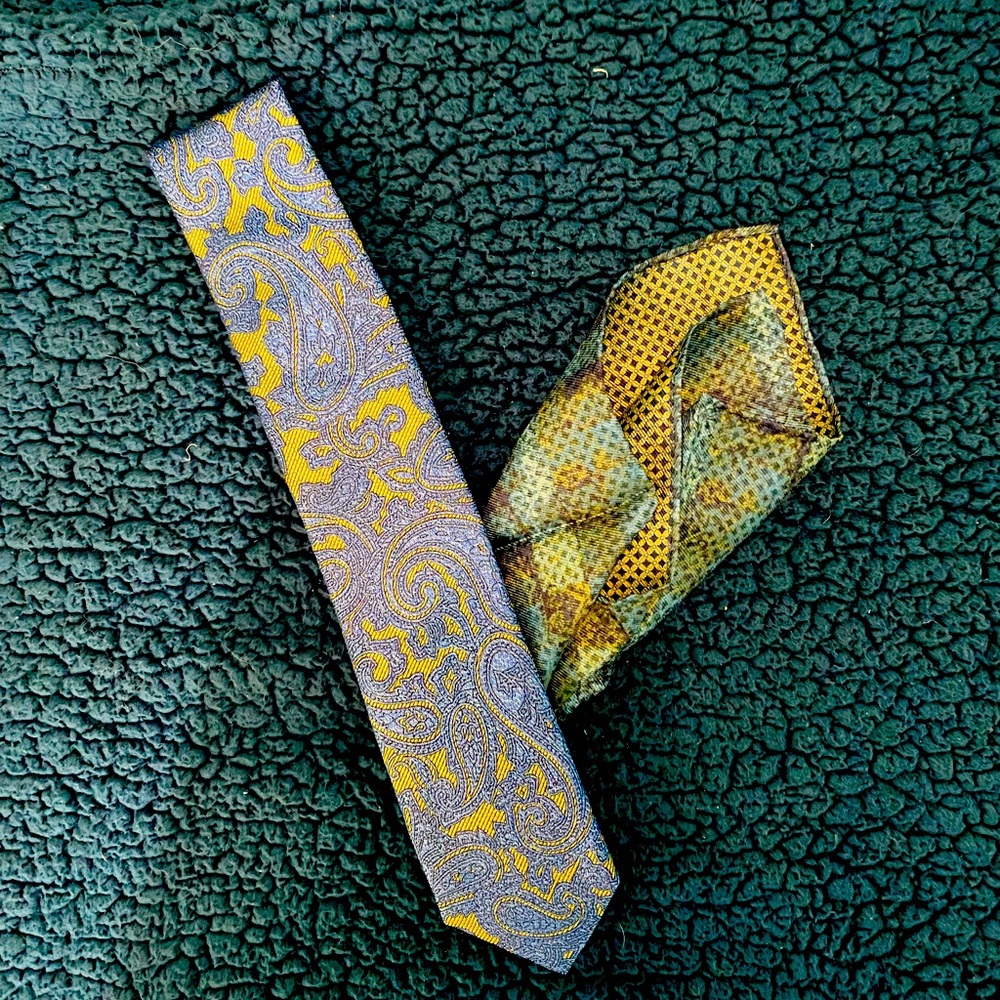 JoS A Bank Tie & Pocket Square